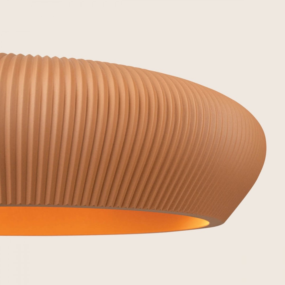 Μίνιμαλ κρεμαστό φωτιστικό από πηλό σε terracotta ,Zambelis lighting.