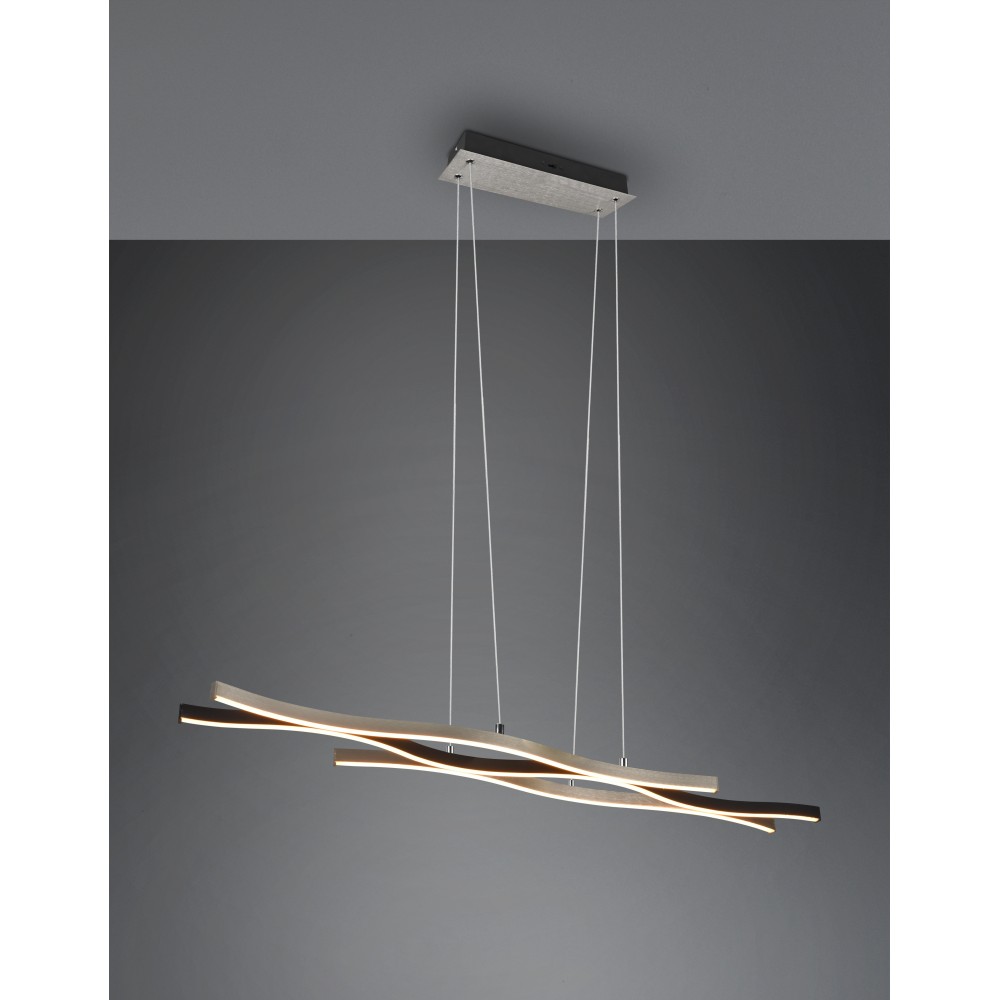 Κρεμαστό φωτιστικό με καμπύλες της Trio lighting .