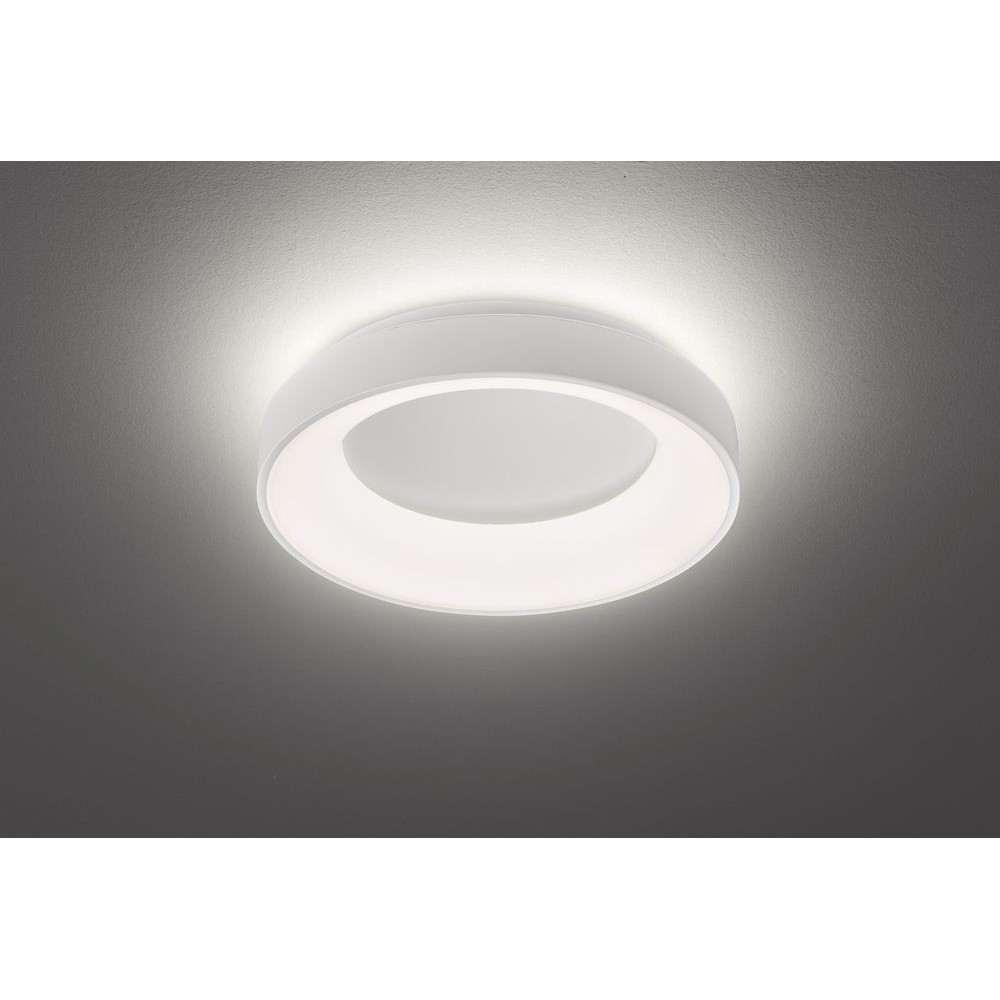 Ceiling lamp in white color with led lighting. It also has backlight and it is 3 steps dimmable by switch.