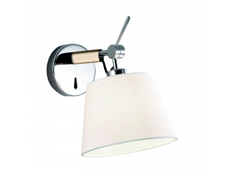 Wall light in chrome with black shade Wall light in chrome with black shade